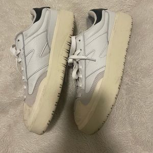 New Balance Platform Sneakers